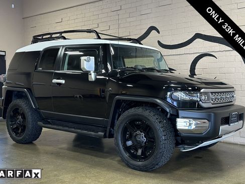 Used 2007 Toyota FJ Cruiser 4WD image 1