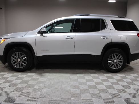 Used 2017 GMC Acadia SLT image 7