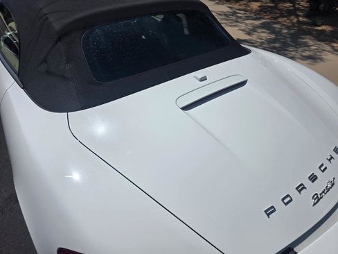 Used 2016 Porsche Boxster w/ Infotainment Package RWD image 21