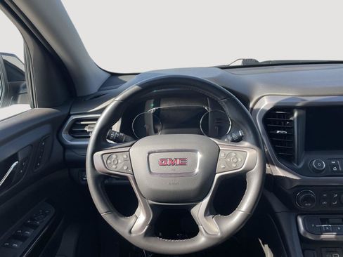 Used 2022 GMC Acadia AT4 w/ Technology Package AWD/4WD image 28