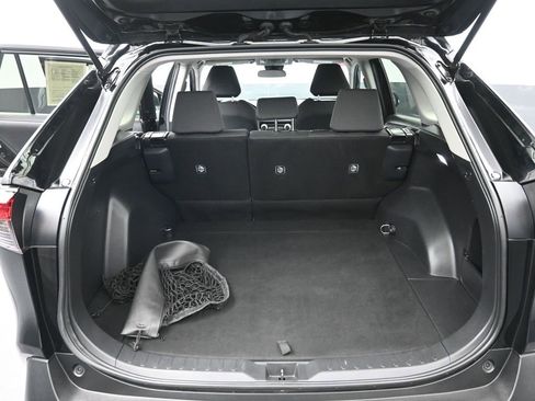 Used 2024 Toyota RAV4 XLE image 36