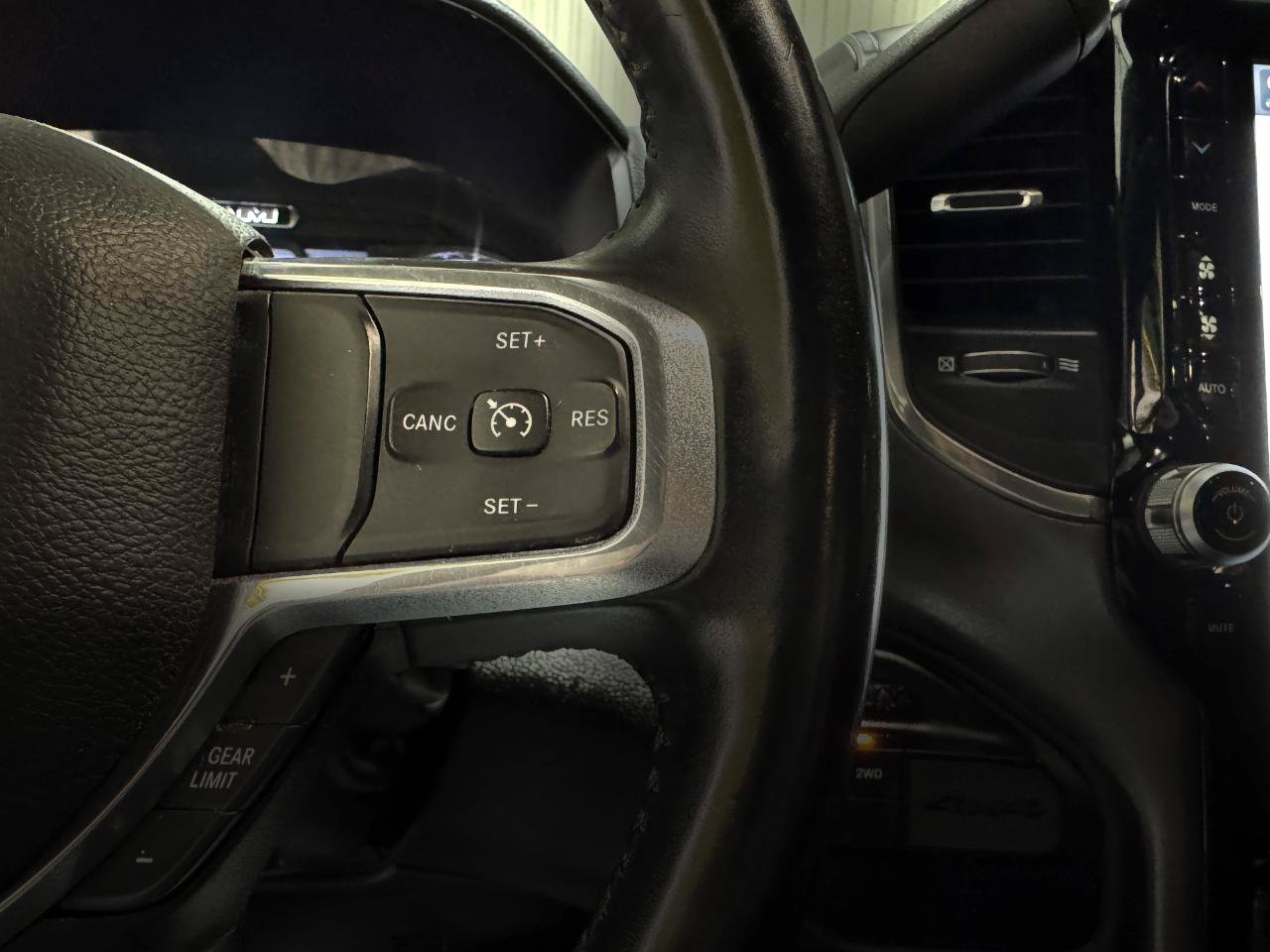Used 2023 RAM 2500 Laramie w/ Night Edition AWD/4WD image 13