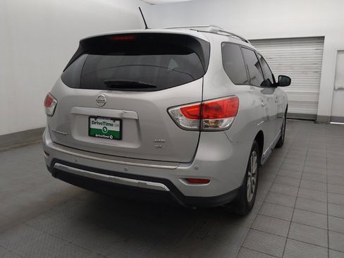 Used 2016 Nissan Pathfinder SL w/ Cargo Package AWD/4WD image 9