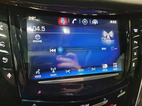 Used 2015 Cadillac Escalade Premium image 38