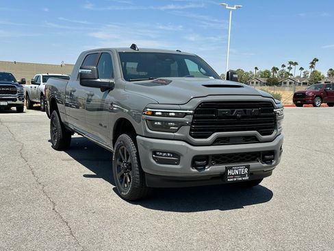 New 2026 RAM 2500 Laramie w/ Night Edition AWD/4WD image 7