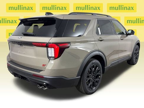 New 2027 Ford Explorer ST RWD image 4