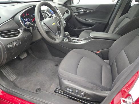Used 2024 Chevrolet Malibu LT FWD image 24