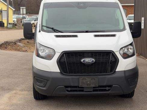 Used 2023 Ford Transit 150 Low Roof image 3