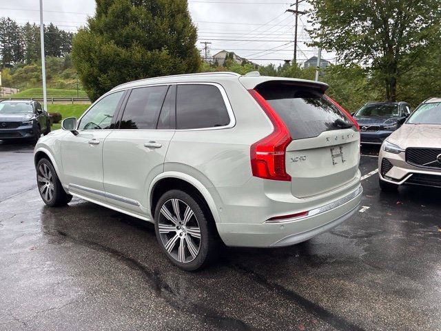Used 2022 Volvo XC90 T8 Inscription w/ Advanced Package AWD/4WD image 4