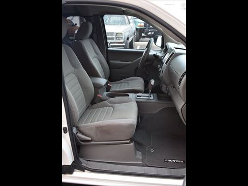 Used 2019 Nissan Frontier S image 25