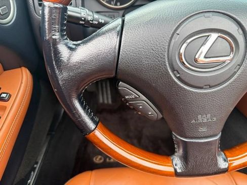 Used 2007 Lexus SC 430 Convertible RWD image 19