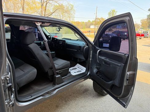 Used 2013 GMC Sierra 1500 SLE w/ Power Tech Package image 17