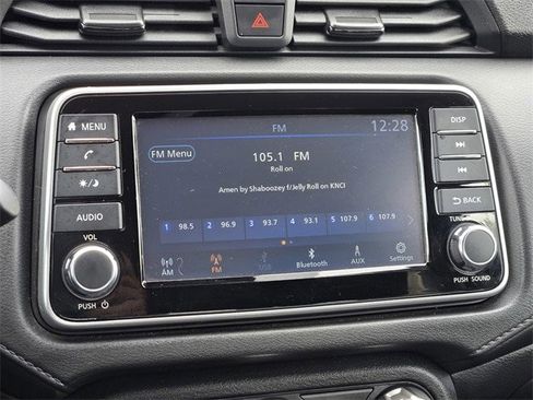 Used 2025 Nissan Versa S image 14