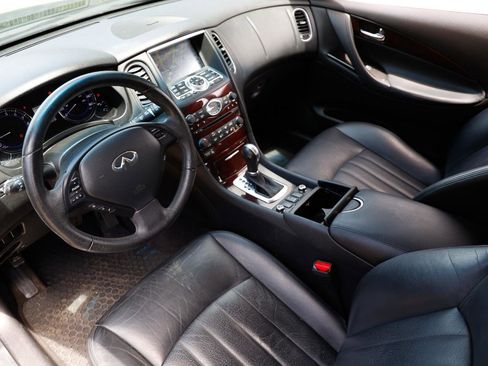 Used 2011 INFINITI EX35 Journey w/ Premium Pkg AWD/4WD image 4