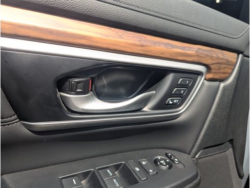 Used 2020 Honda CR-V EX-L image 17