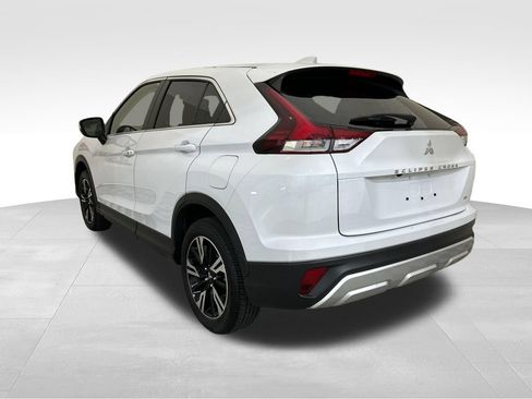 Used 2025 Mitsubishi Eclipse Cross SE AWD/4WD image 3