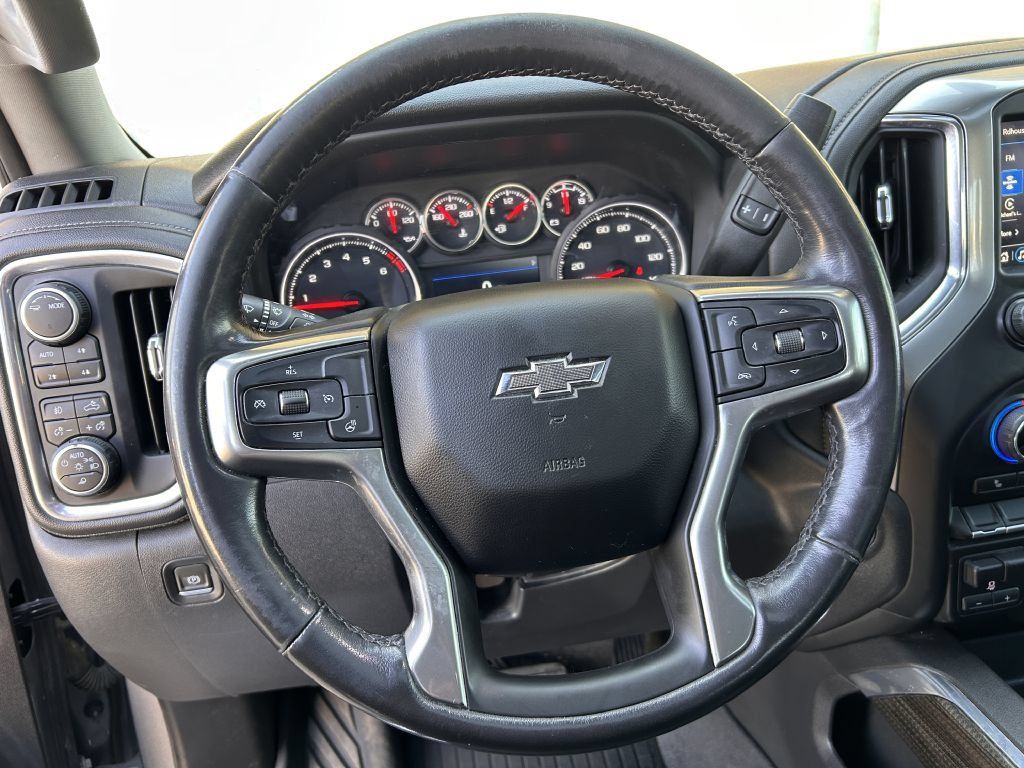Used 2022 Chevrolet Silverado 1500 LT Trail Boss w/ LT Trail Boss Premium Package AWD/4WD image 6
