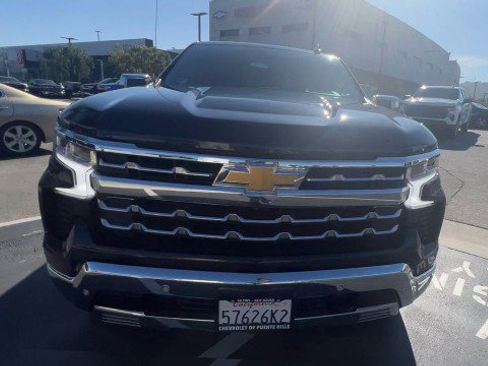 Used 2022 Chevrolet Silverado 1500 LTZ w/ LTZ Premium Package image 3