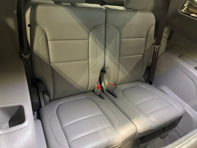 Used 2017 GMC Acadia SLT AWD/4WD image 18