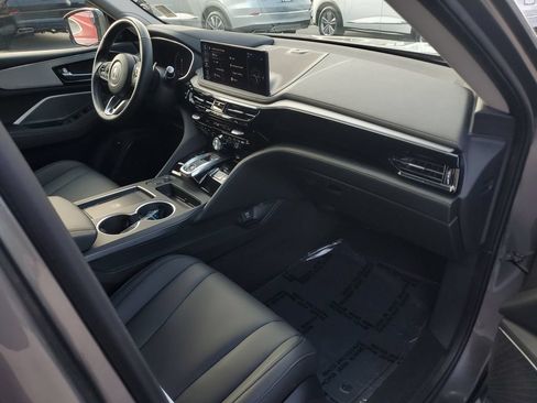 Certified 2025 Acura MDX FWD image 4
