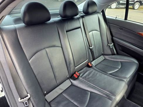 Used 2005 Mercedes-Benz E 320 4MATIC Sedan image 33