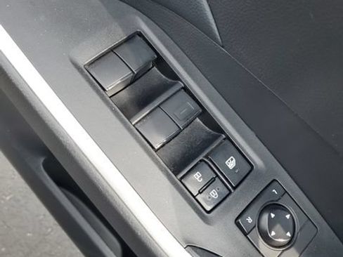 Used 2023 Toyota RAV4 LE AWD/4WD image 21