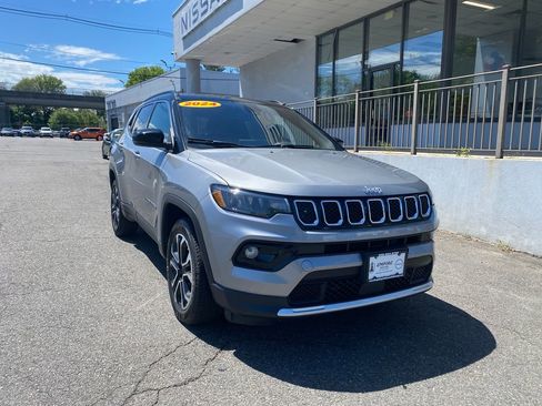 Used 2024 Jeep Compass Limited AWD/4WD image 1