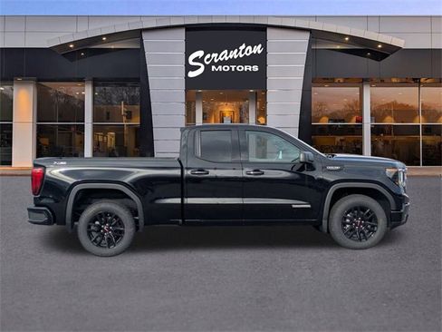 New 2026 GMC Sierra 1500 Elevation image 6