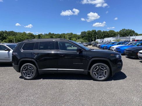 New 2026 Jeep Cherokee Limited AWD/4WD image 2