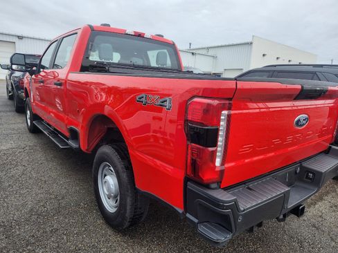 Used 2023 Ford F250 XL w/ 360-Degree Camera Package AWD/4WD image 3