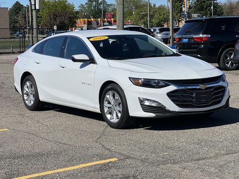 Used 2025 Chevrolet Malibu LT FWD image 7