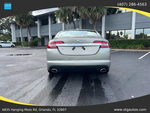 Used 2010 Jaguar XF Premium image 4