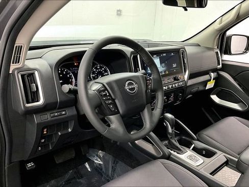 New 2026 Nissan Frontier SV AWD/4WD image 7