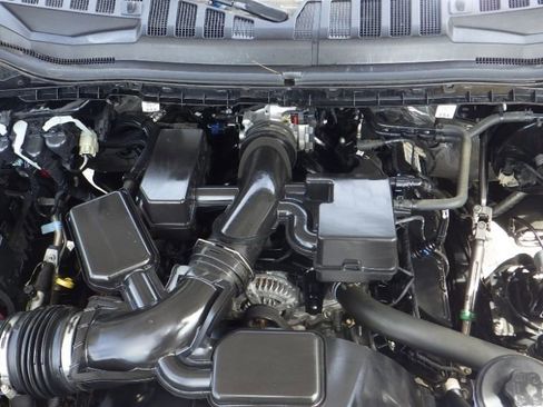 Used 2021 Ford F250 XL w/ Power Equipment Group image 10