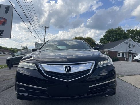 Used 2016 Acura TLX w/ Technology Package FWD image 2