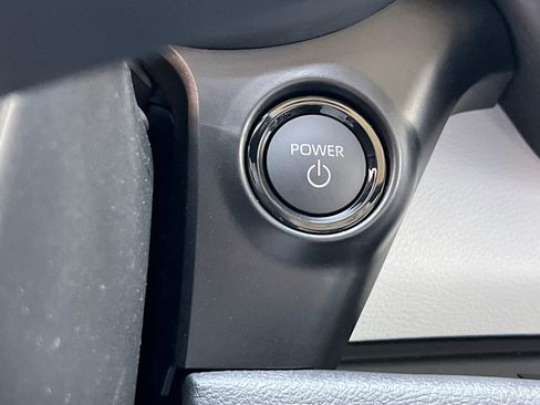 New 2026 Toyota Sienna XLE FWD image 23