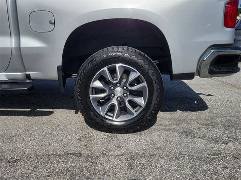 Used 2021 Chevrolet Silverado 1500 LT image 8