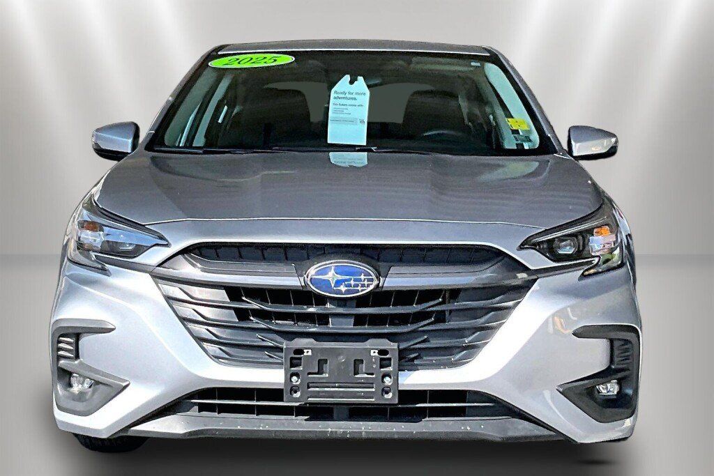Certified 2025 Subaru Legacy Premium AWD/4WD image 2