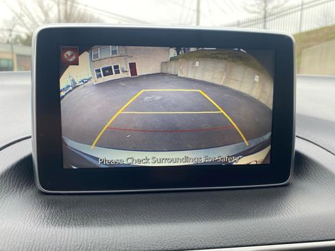 Used 2016 MAZDA MAZDA3 i Sport w/ Preferred Equipment Package image 12