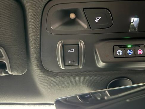 Used 2022 Chevrolet Camaro SS RWD image 30