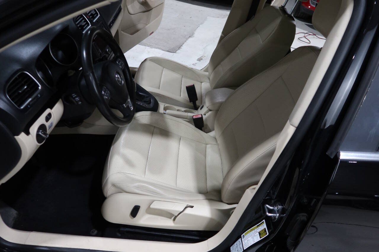 Used 2014 Volkswagen Jetta TDI FWD image 18