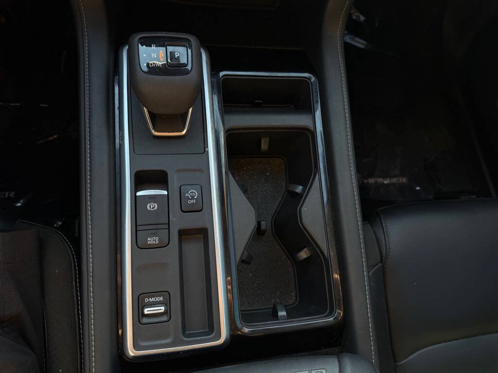 Used 2022 Nissan Pathfinder SL FWD image 22