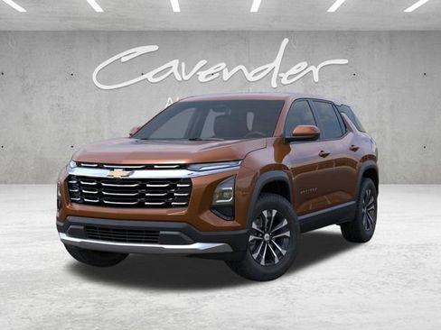 New 2027 Chevrolet Equinox LT w/ Convenience Package II FWD image 6