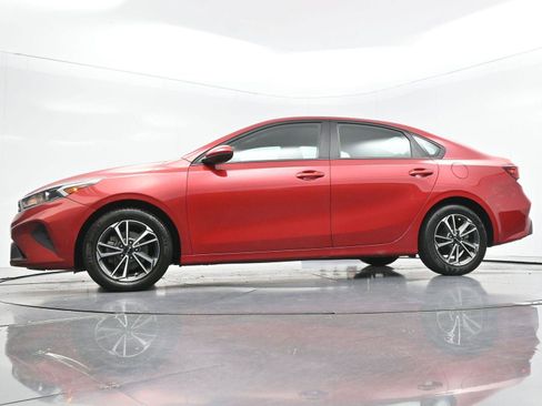 Used 2022 Kia Forte LXS FWD image 41