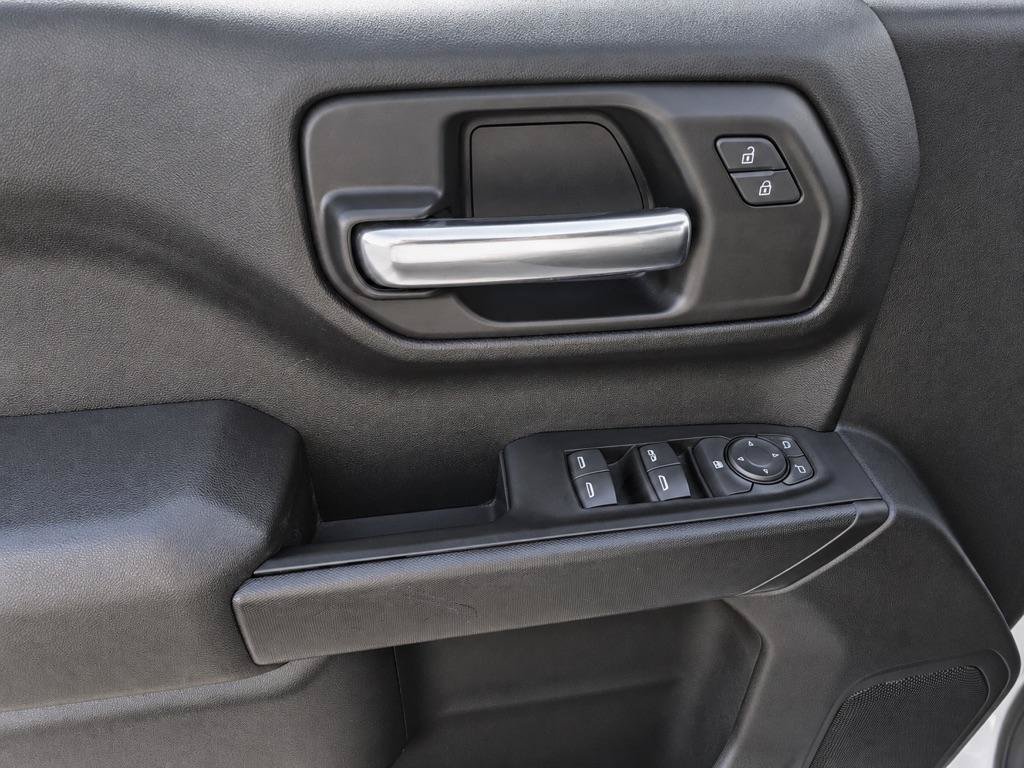 Used 2021 Chevrolet Silverado 1500 Custom AWD/4WD image 10