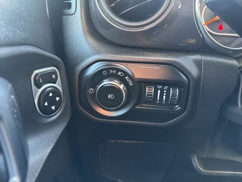 Certified 2021 Jeep Wrangler Unlimited Sport image 13