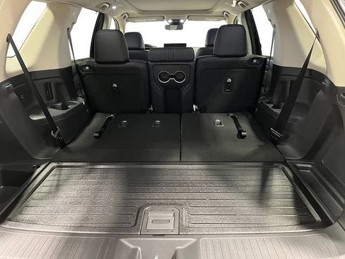 New 2026 Honda Pilot Touring image 25