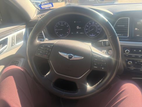 Used 2017 Genesis G80 3.8 w/ Option Group 02 image 7