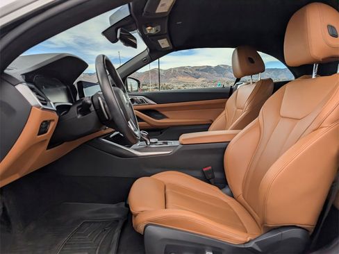 Used 2023 BMW 430i xDrive Convertible w/ Convenience Package image 15