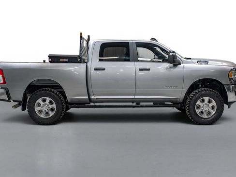 Used 2023 RAM 2500 Big Horn w/ Level 1 Equipment Group AWD/4WD image 5